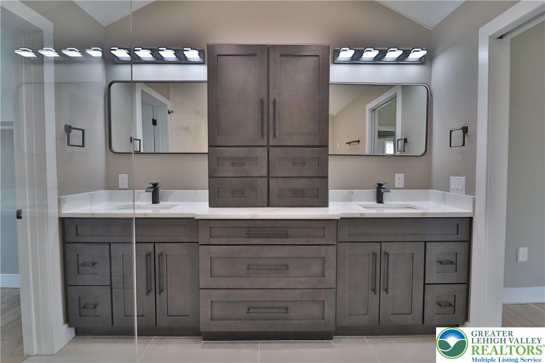 4579 Quarry Street Whitehall, PA 18052 - Photo 38 of 57