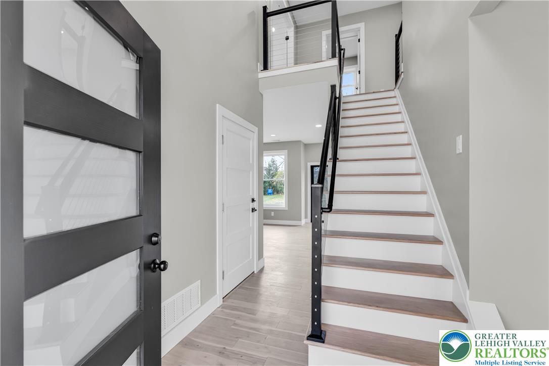 4579 Quarry Street Whitehall, PA 18052 - Photo 7 of 57