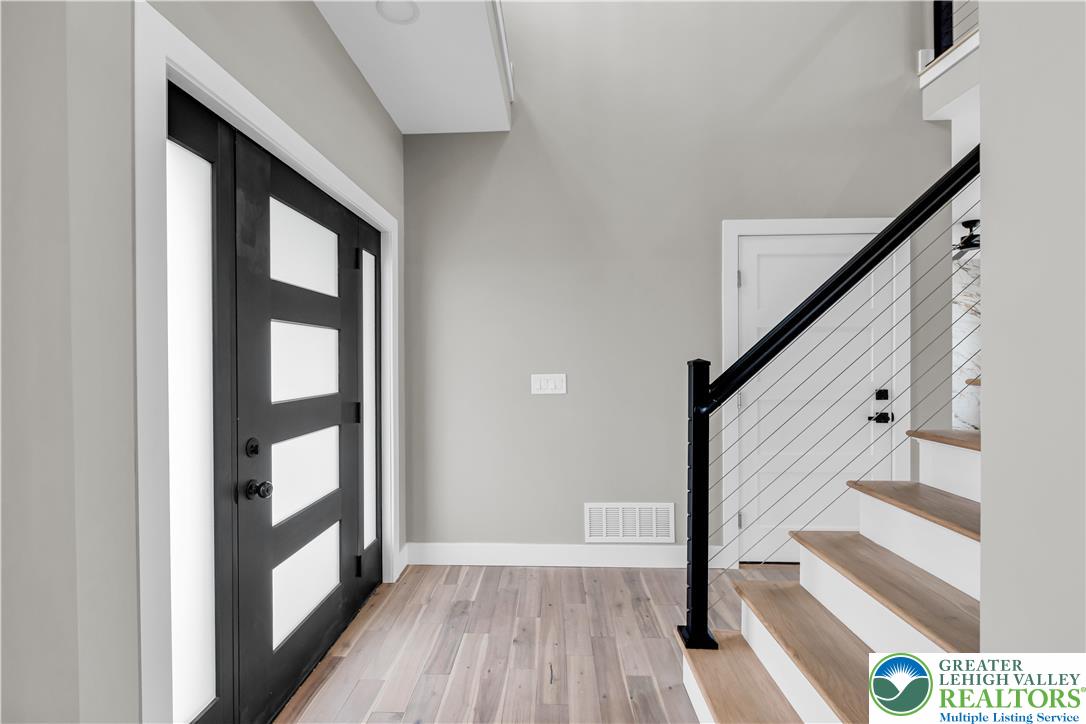 4579 Quarry Street Whitehall, PA 18052 - Photo 9 of 57