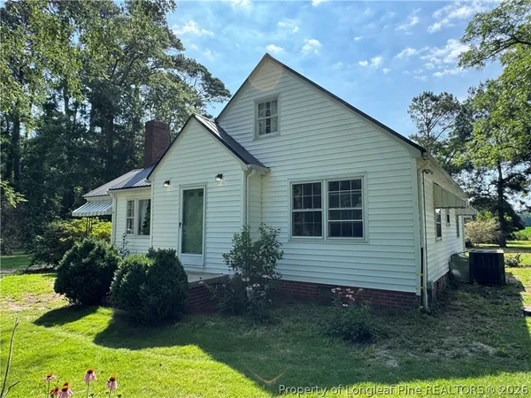 $1,650 | 2737 Ward Store Road, Fairmont, NC 28340