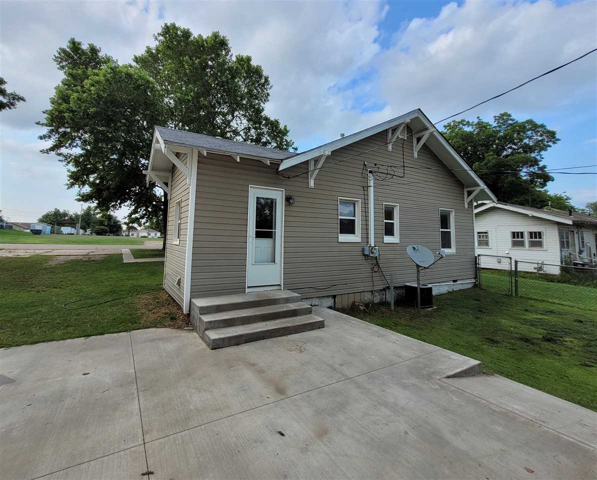 614 Maple Street Perry, OK 73077 - Photo 36 of 41 Gallery Image 36