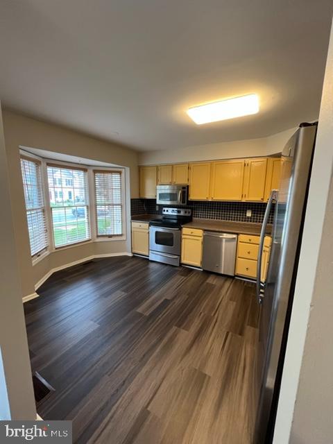 1049 Wingate Court, Unit I14 Bel Air, MD 21014 - Photo 5 of 61 a view of a kitchen with microwave and stove