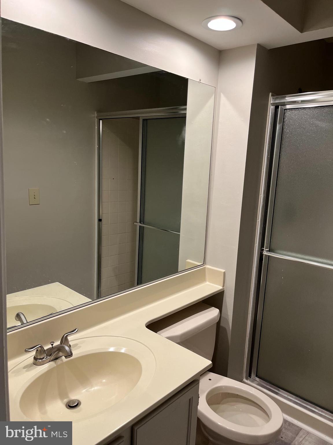 1049 Wingate Court, Unit I14 Bel Air, MD 21014 - Photo 55 of 61 a bathroom with a sink toilet and tub