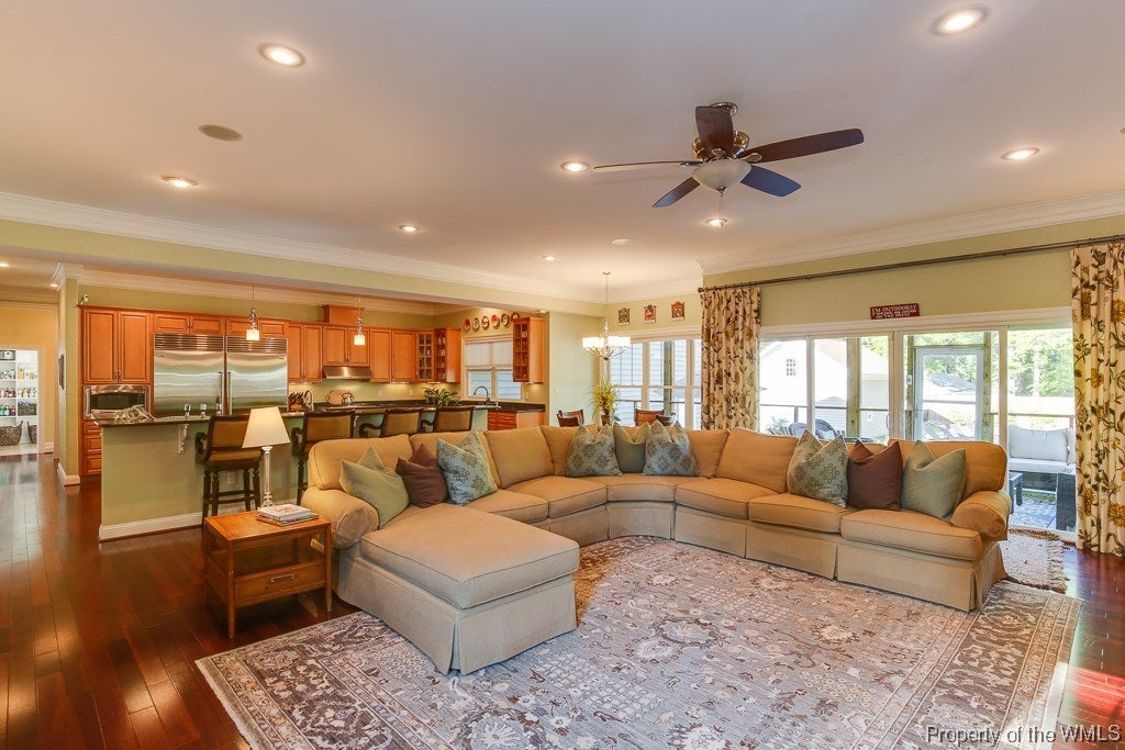 1008 Showalter Road Yorktown, VA 23692 - Photo 8 of 50 Gallery Image 8