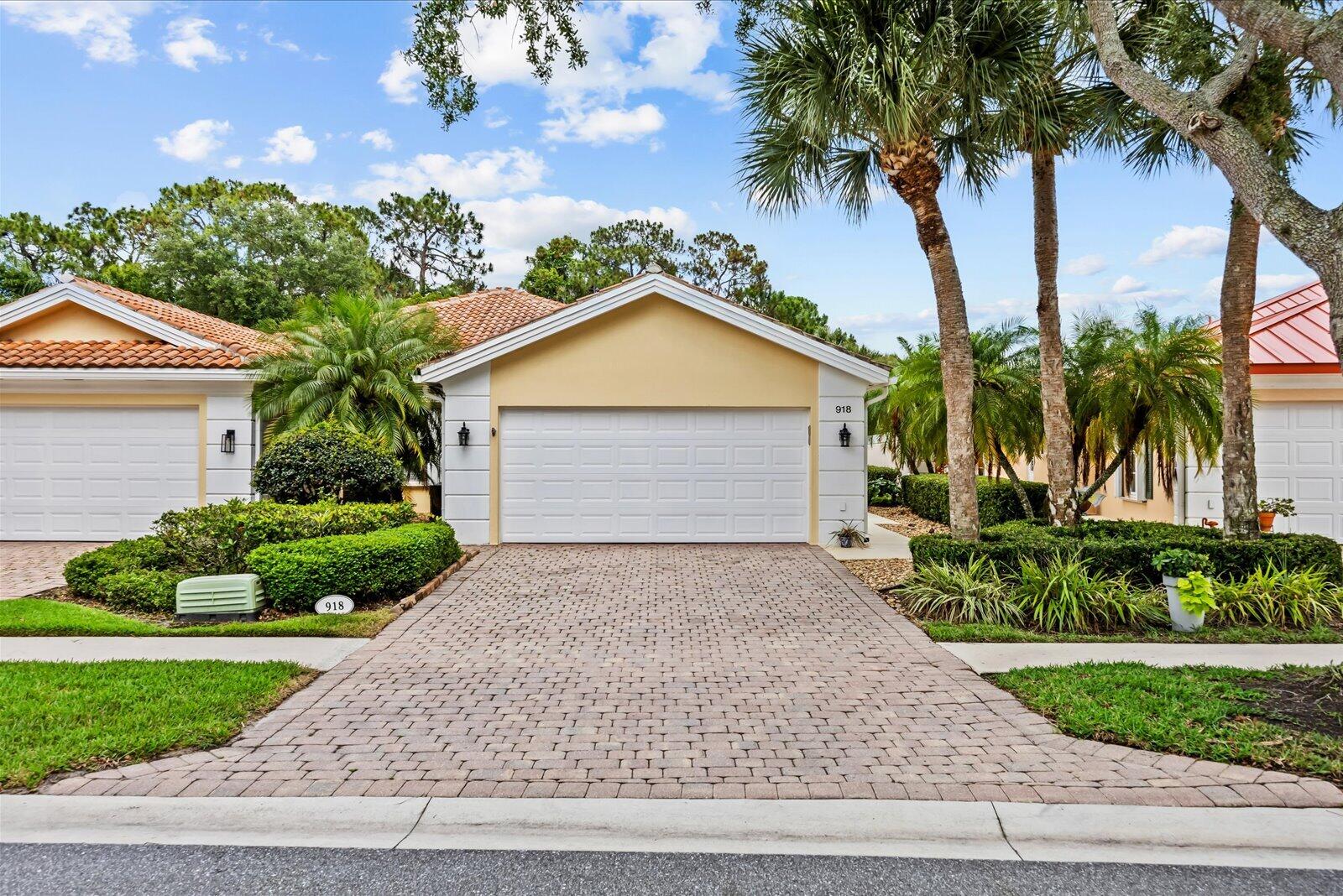 918 Southwest Balmoral Trace Stuart, FL 34997 - Photo 33 of 45 Front