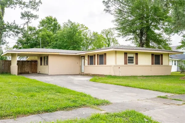 $106,000 | 3605 East Roosevelt Street, Lake Charles, LA 70607