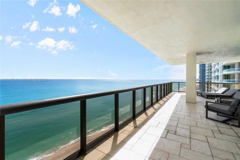 $2,100,000 | 16275 Collins Avenue, Unit 1501, Sunny Isles Beach, FL 33160
