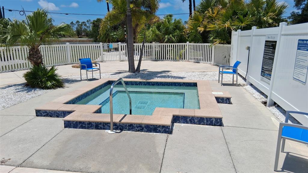 1300 State Rte 777, Unit W 86 Venice, FL 34293 - Photo 8 of 15 a house view with a sitting space