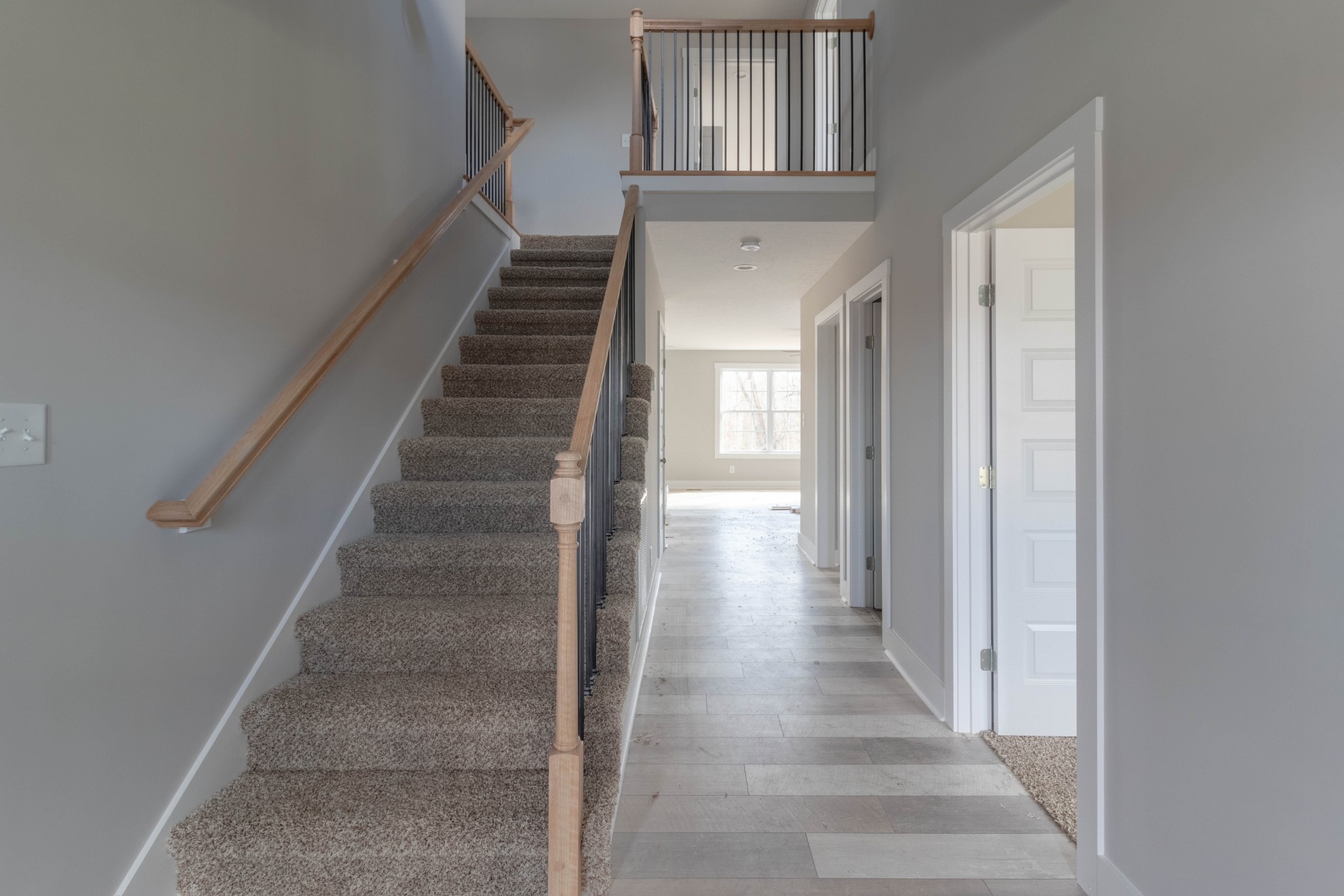 1851 Rains Road Clarksville, TN 37042 - Photo 4 of 17 Gallery Image 4