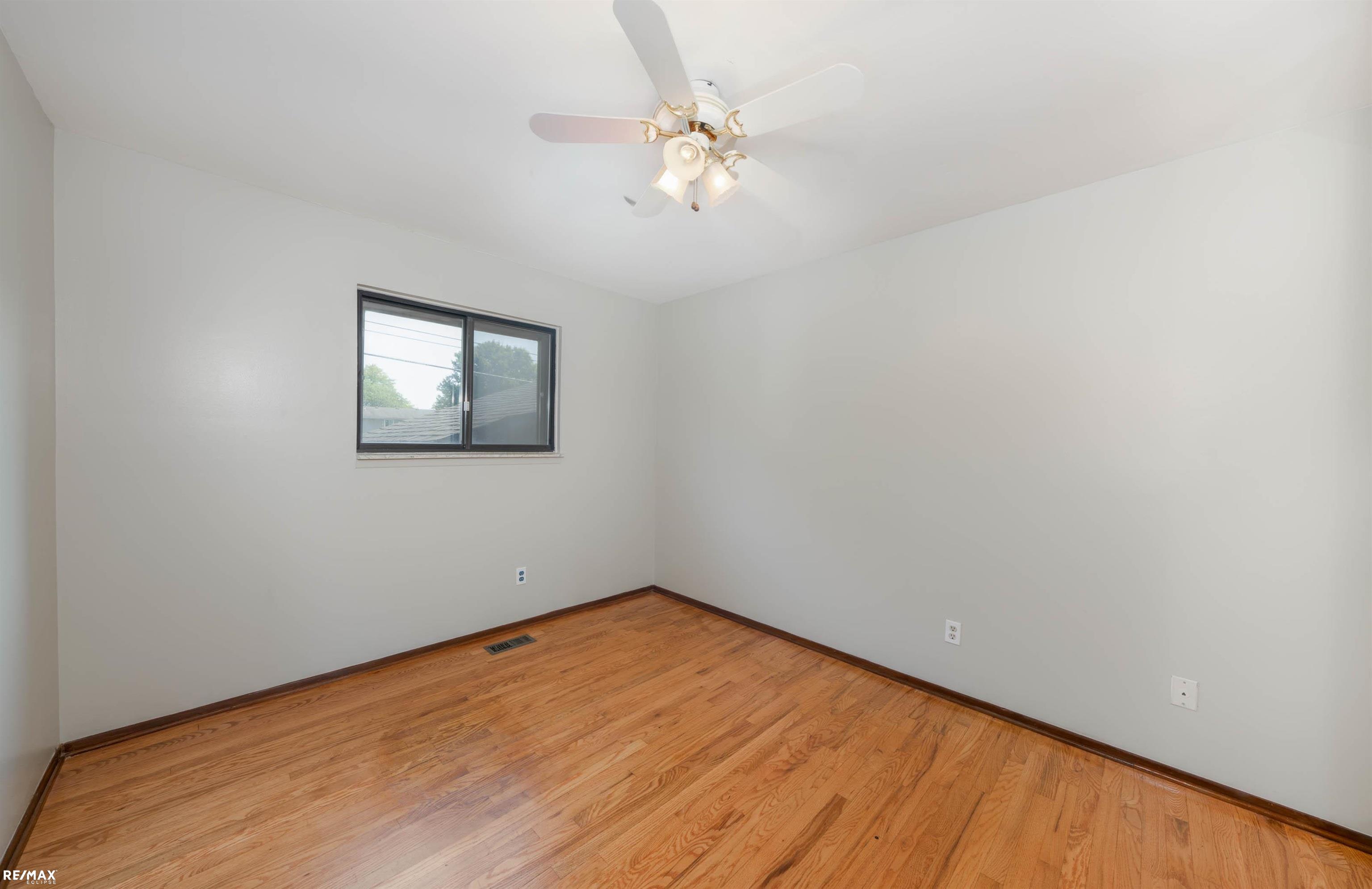 47120 Barbara Road Macomb, MI 48044 - Photo 21 of 50