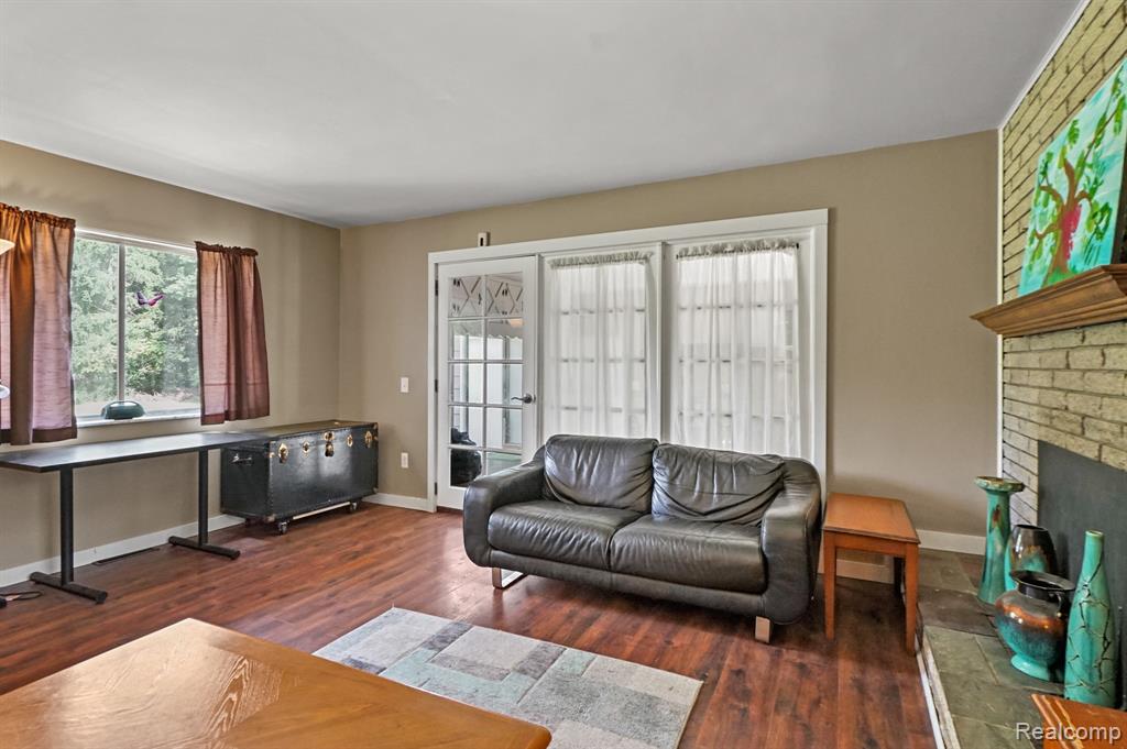5014 Oak Hill Road Clarkston, MI 48348 - Photo 13 of 29