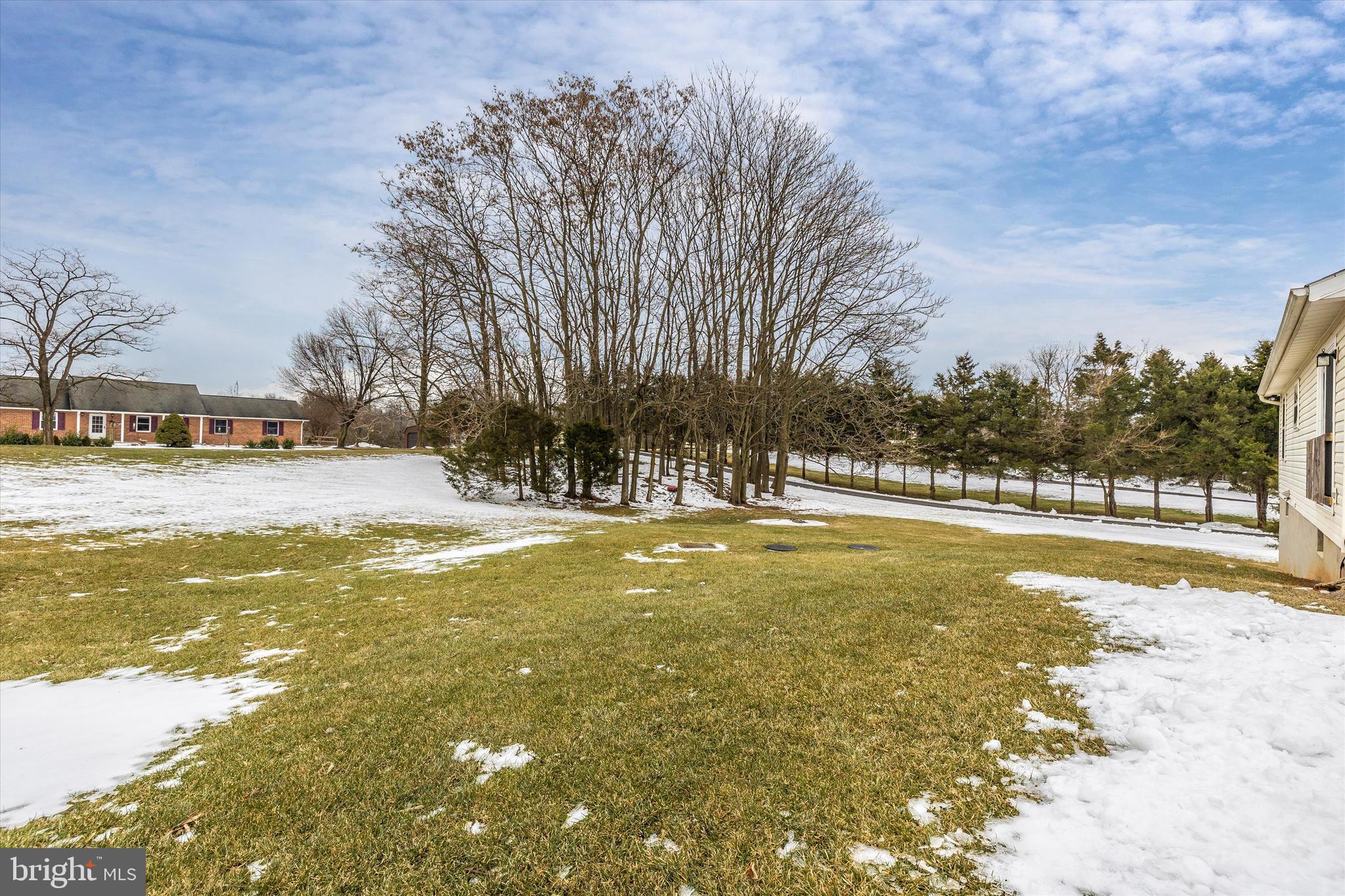 13709 Rockdale Road Clear Spring, MD 21722 - Photo 28 of 31 ...and back...