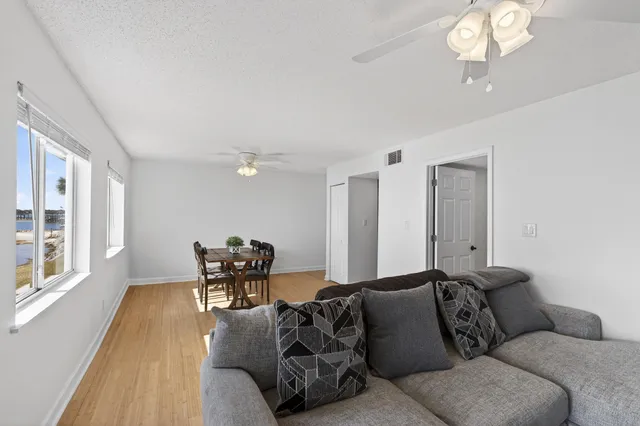 $212,000 | 101 Old Ferry Road, Unit 20C, Shalimar, FL 32579