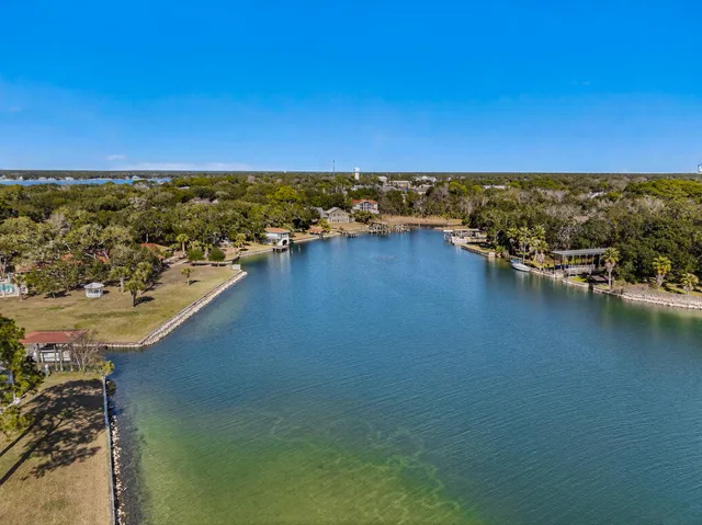 $212,000 | 101 Old Ferry Road, Unit 20C, Shalimar, FL 32579