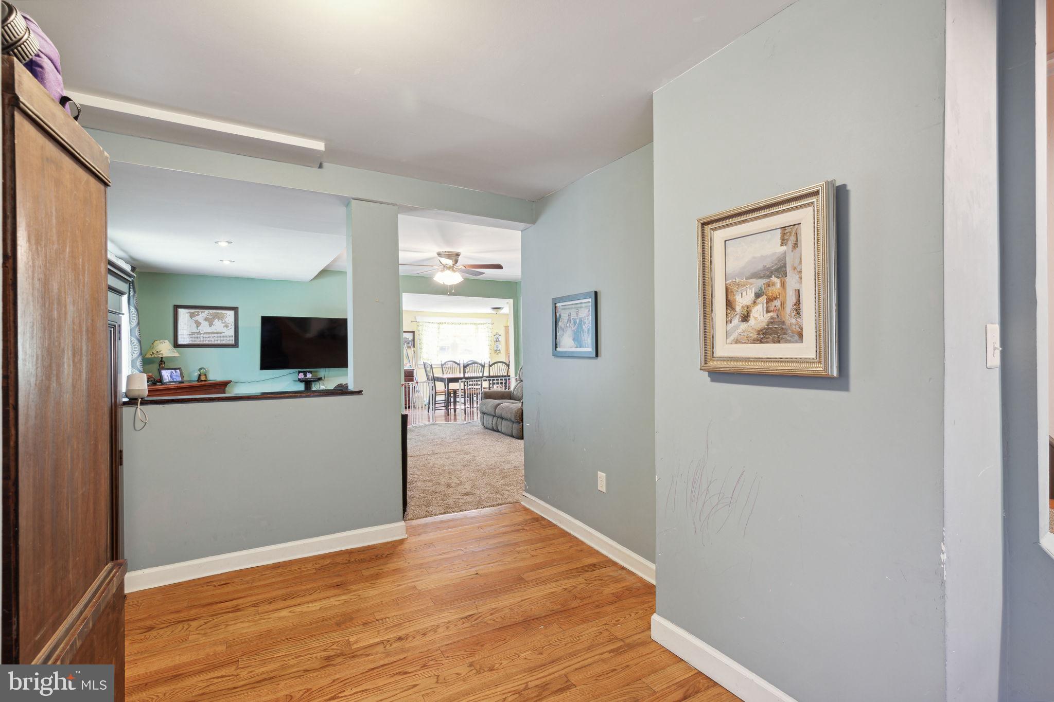 302 Berlin Road North Lindenwold, NJ 08021 - Photo 5 of 38