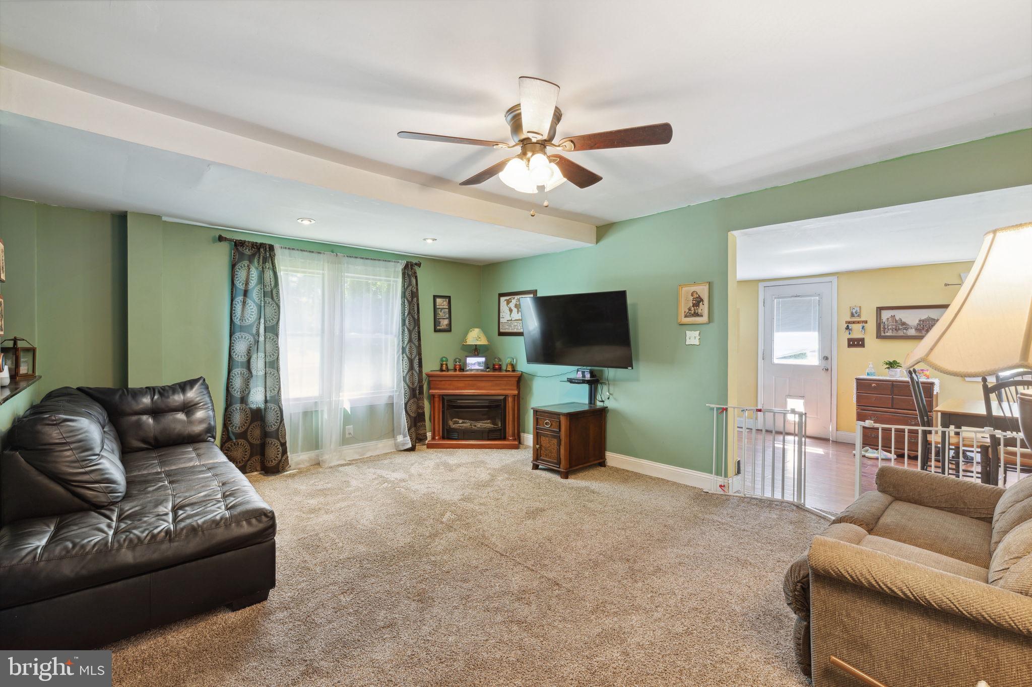302 Berlin Road North Lindenwold, NJ 08021 - Photo 8 of 38