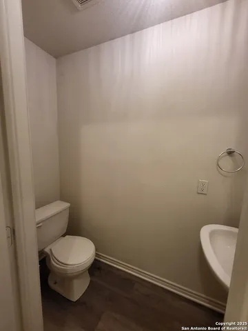 an empty room with an entryway