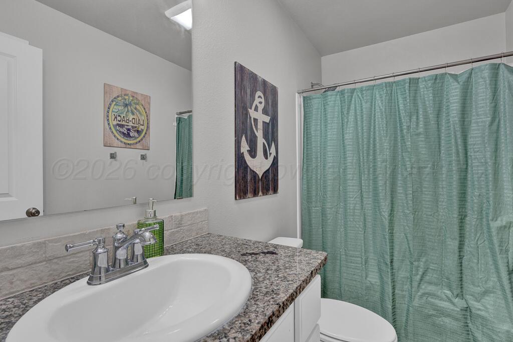 7210 Hart Road Amarillo, TX 79118 - Photo 18 of 24 bathroom two