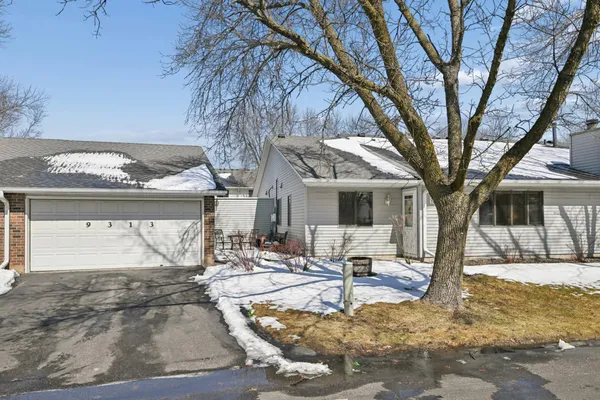 $210,000 | 9313 Ranchview Lane North, Maple Grove, MN 55369