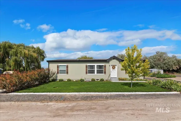 $339,900 | 121 Sunset Drive North, Hagerman, ID 83332