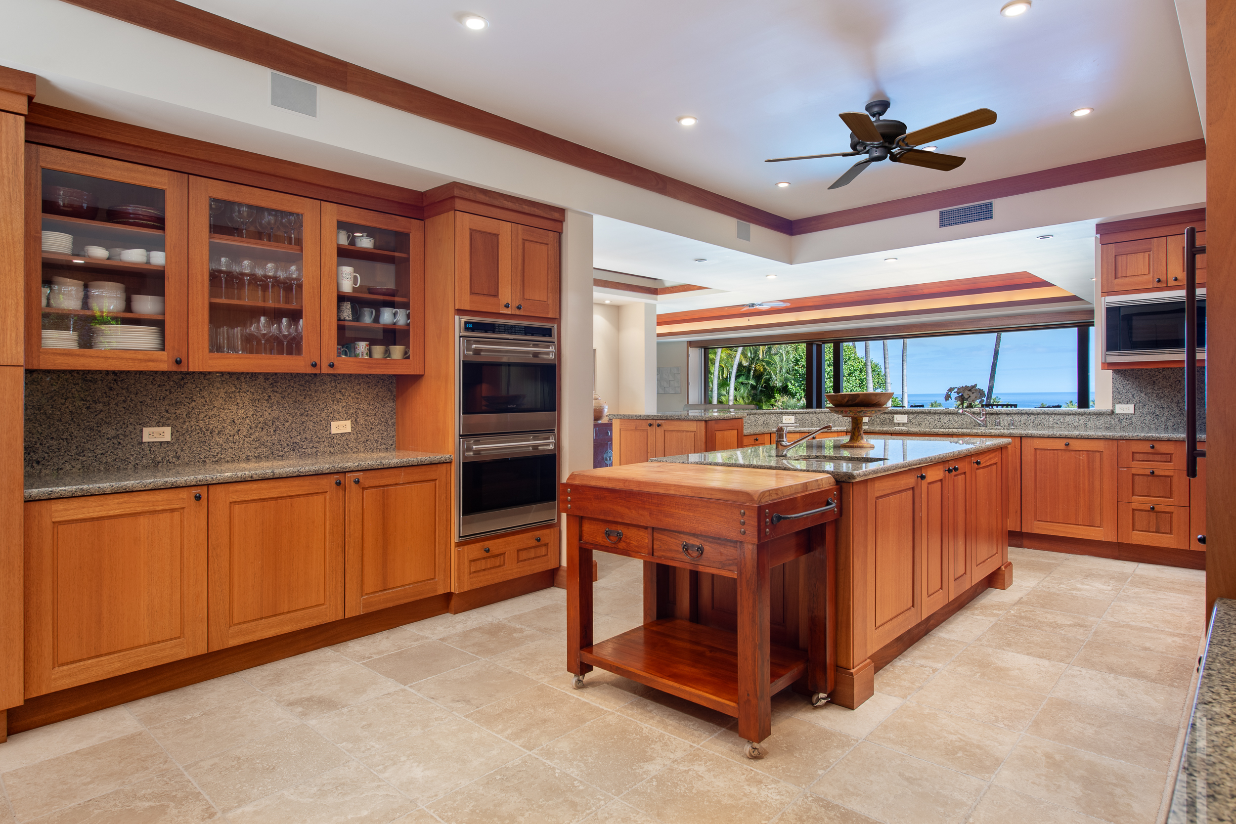 72-106 Hainoa Place, Unit 4 Kailua-Kona, HI 96740 - Photo 11 of 26