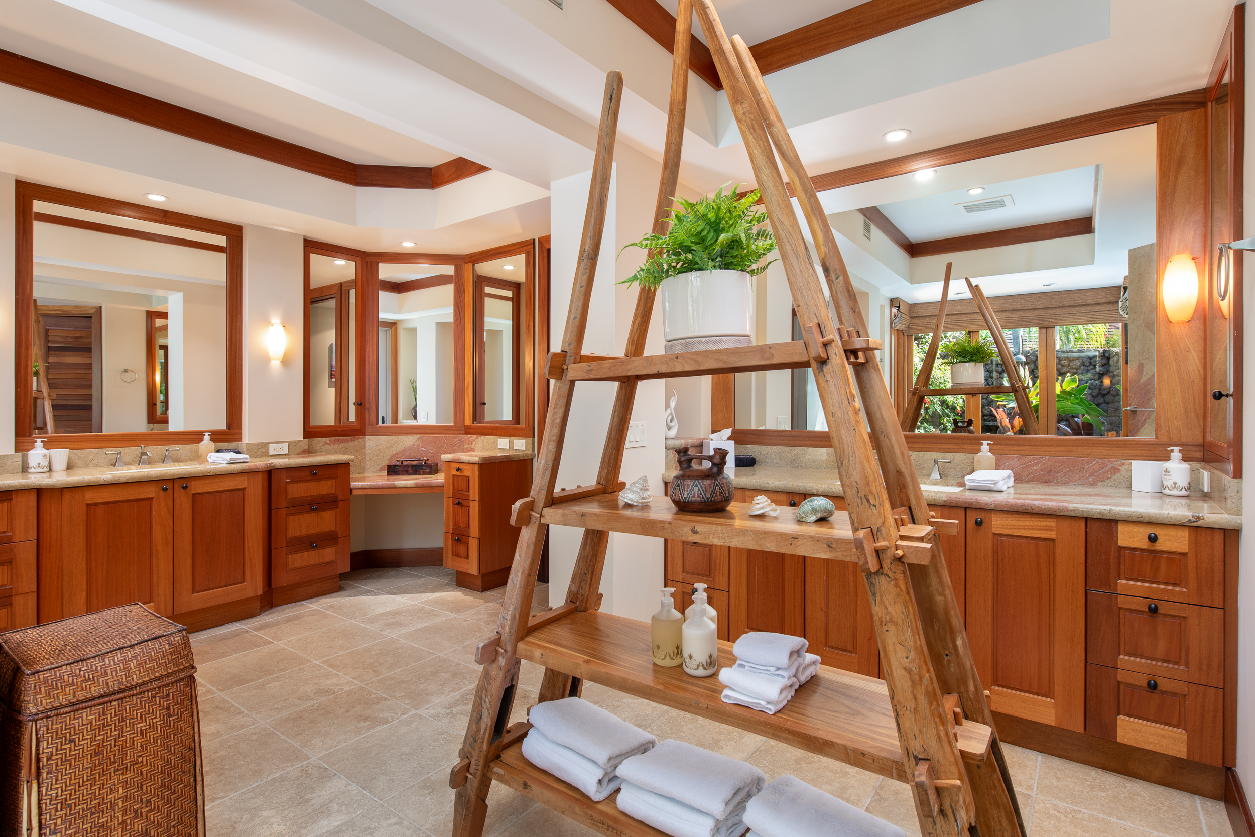 72-106 Hainoa Place, Unit 4 Kailua-Kona, HI 96740 - Photo 16 of 26