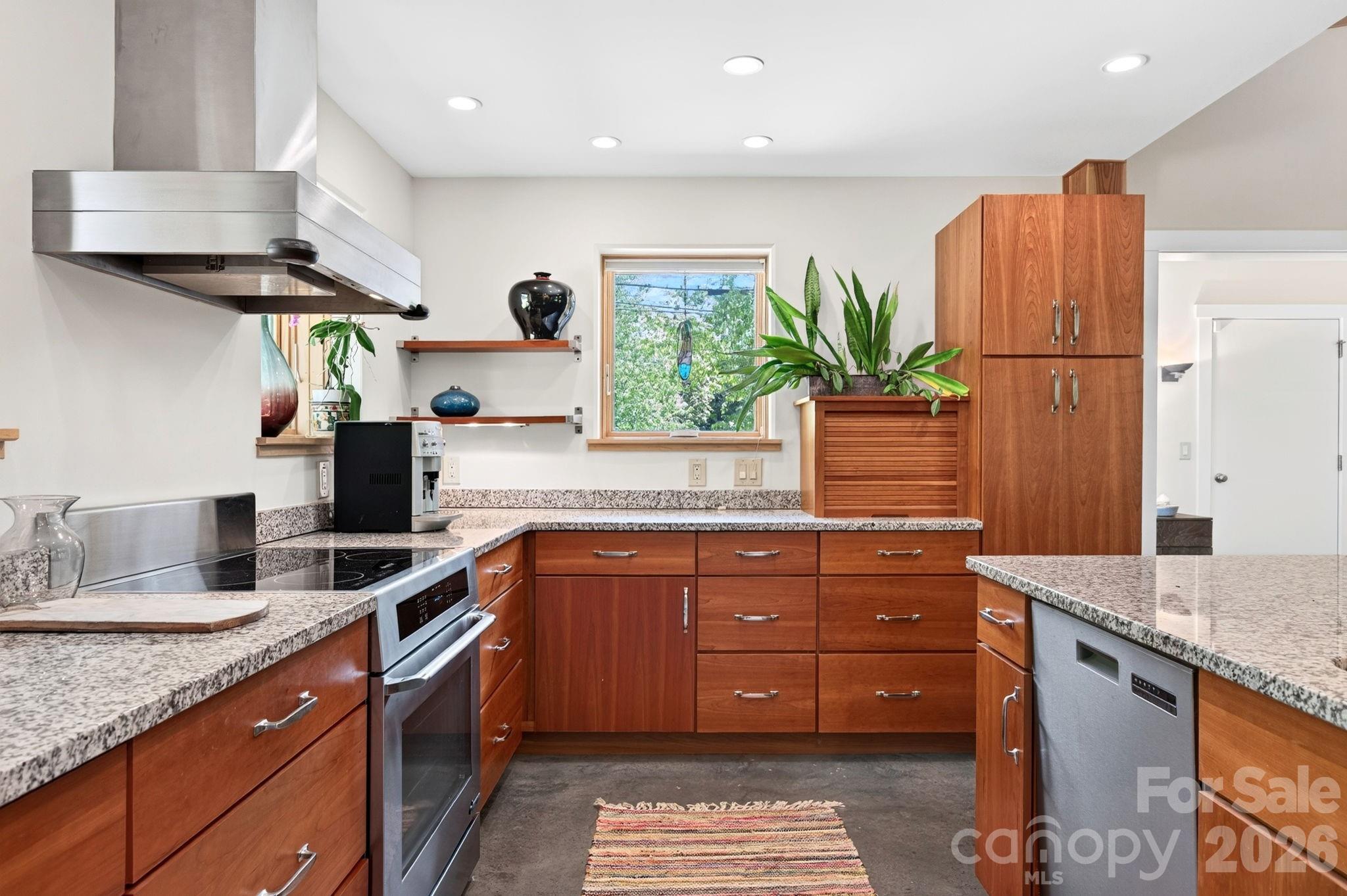 253 Edgewood Road Asheville, NC 28804 - Photo 11 of 38