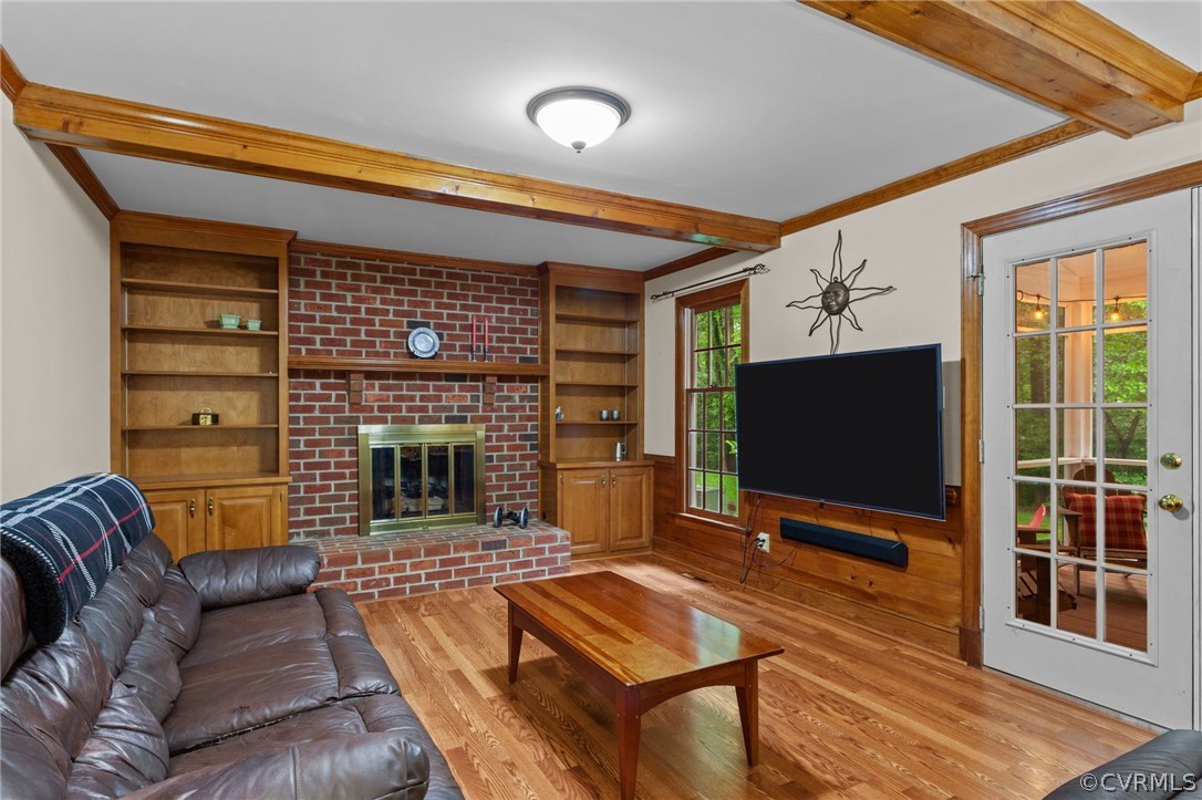 413 Lancey Drive Midlothian, VA 23114 - Photo 11 of 46 a living room with furniture and a flat screen tv