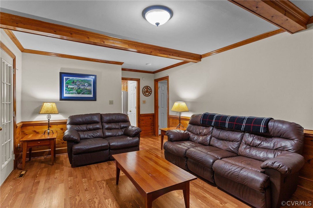 413 Lancey Drive Midlothian, VA 23114 - Photo 12 of 46 a living room with furniture