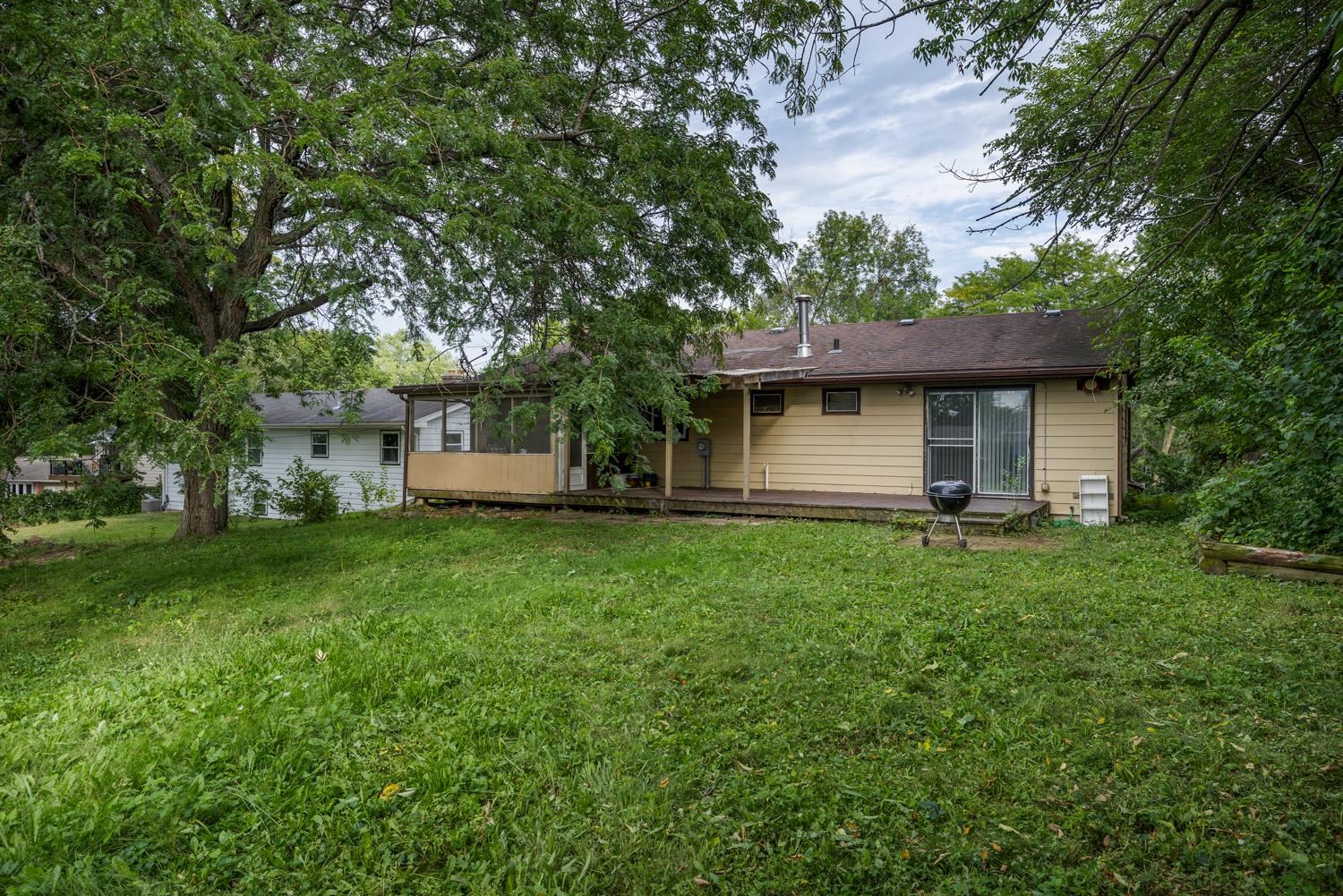2806 Warner Street Madison, WI 53713 - Photo 35 of 36 Gallery Image 35