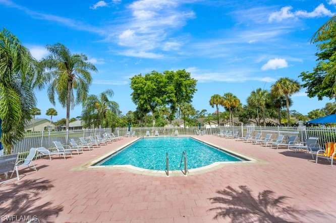 1660 Royal Circle, Unit 101 Naples, FL 34112 - Photo 34 of 44
