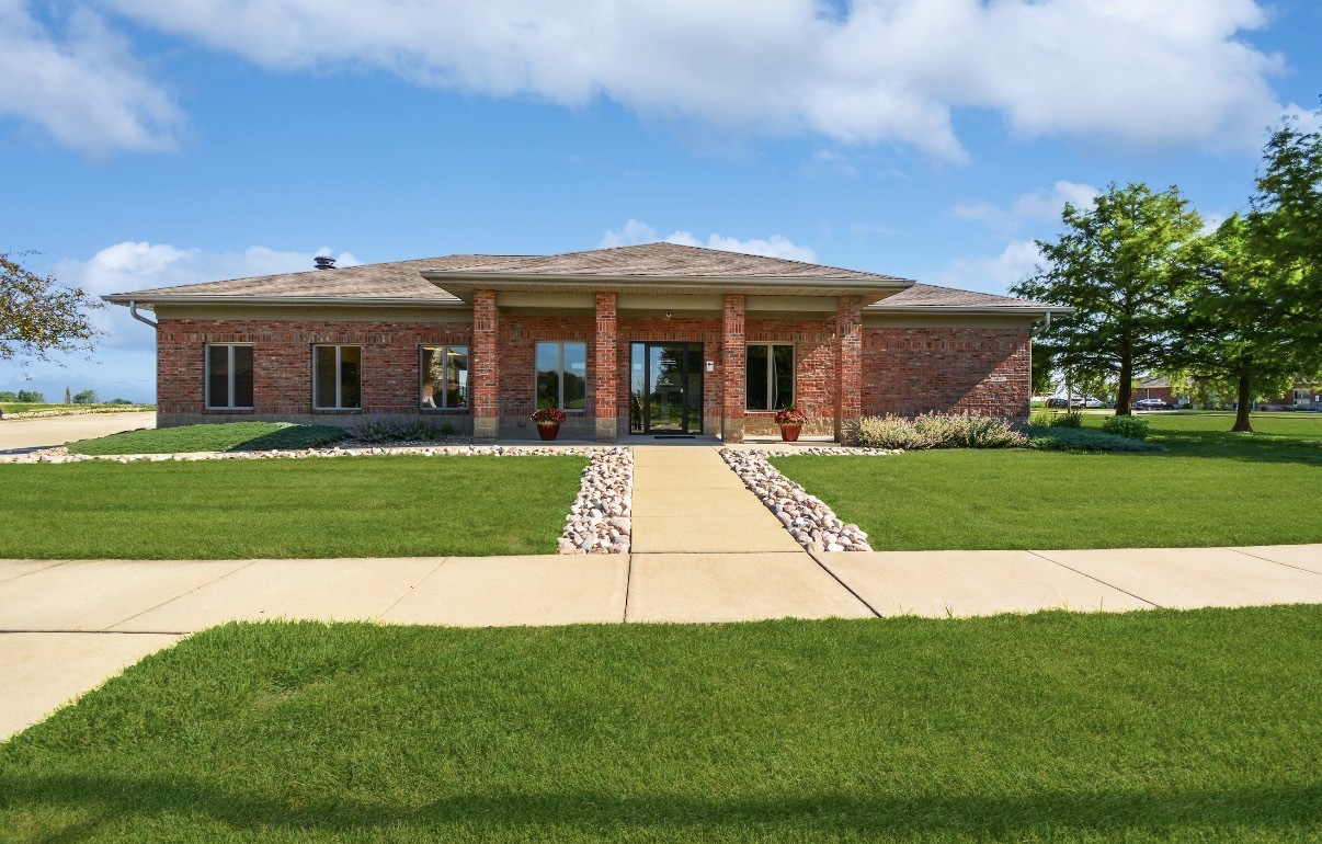 1809 Glenbridge Road Bloomington, IL 61704 - Photo 21 of 23 a view of a house with a yard