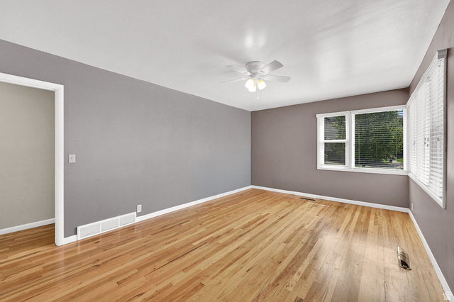 253 Chestnut Lane Logan, UT 84321 - Photo 7 of 34