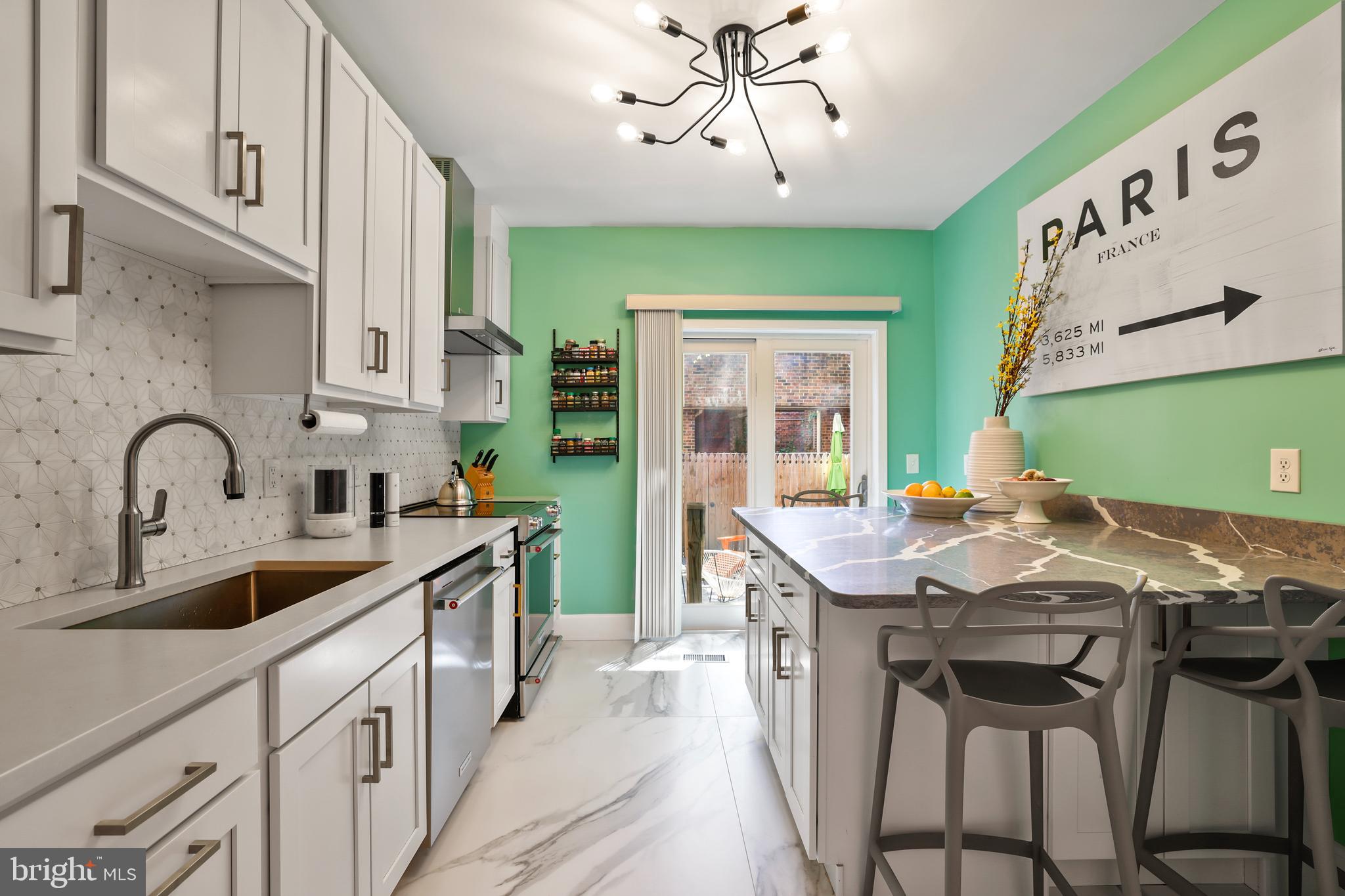 1215 33rd Street Northwest Washington, DC 20007 - Photo 10 of 37