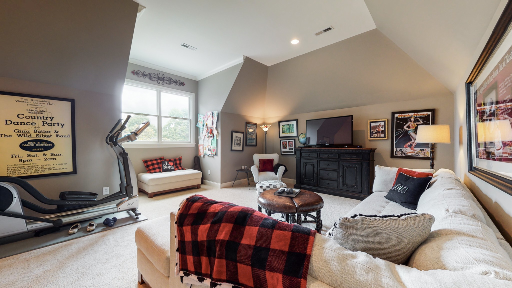 1110 Ridgeway Drive Franklin, TN 37067 - Photo 29 of 48 a living room with furniture and a flat screen tv