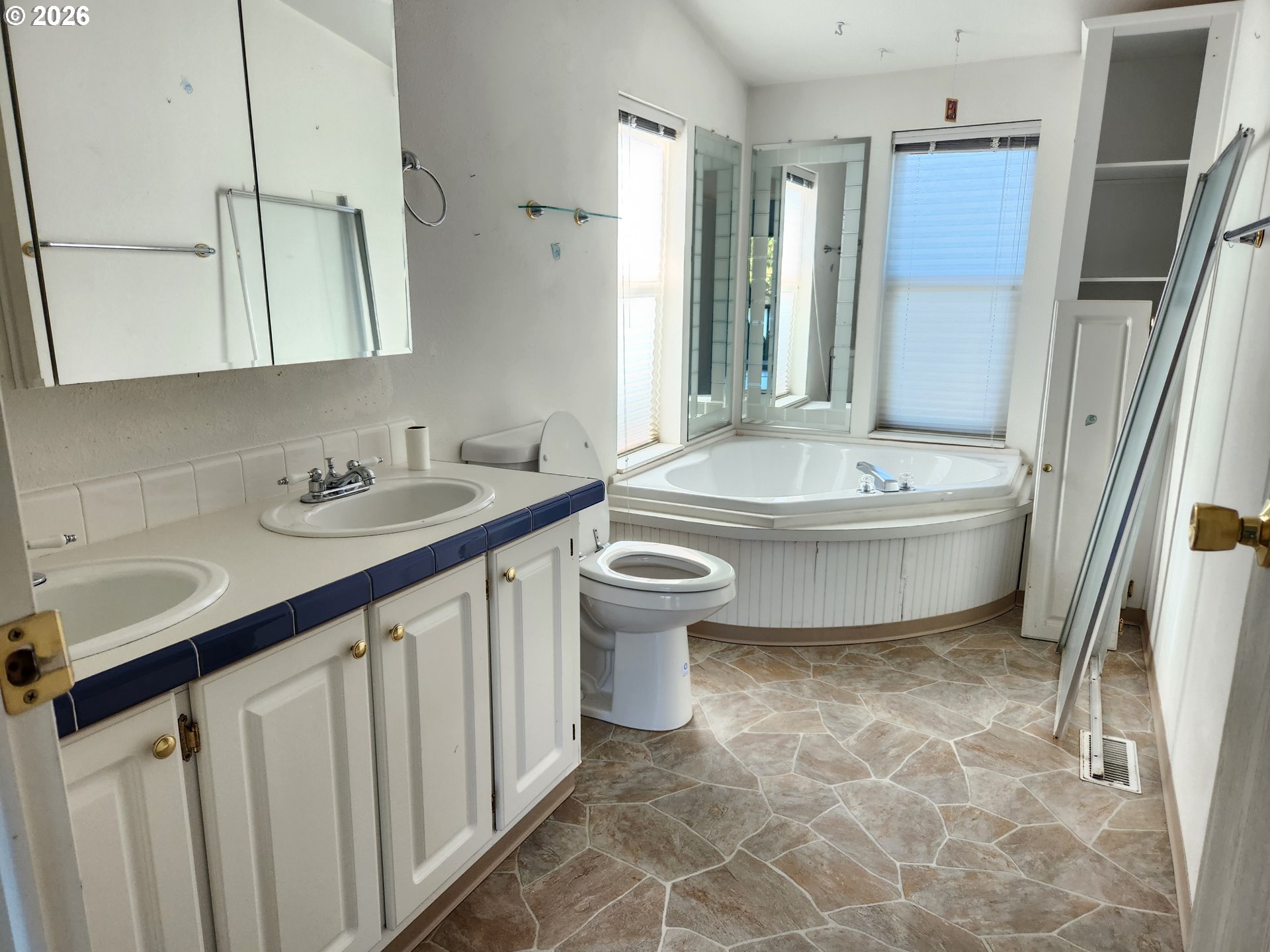 100 River Bend Road, Unit 34 Reedsport, OR 97467 - Photo 18 of 30 Gallery Image 18