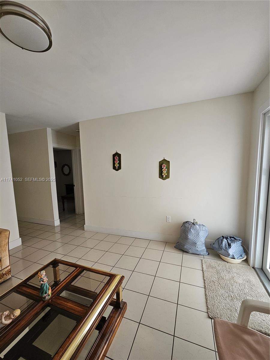 Mango Hill Hialeah, FL 33012 - Photo 2 of 23