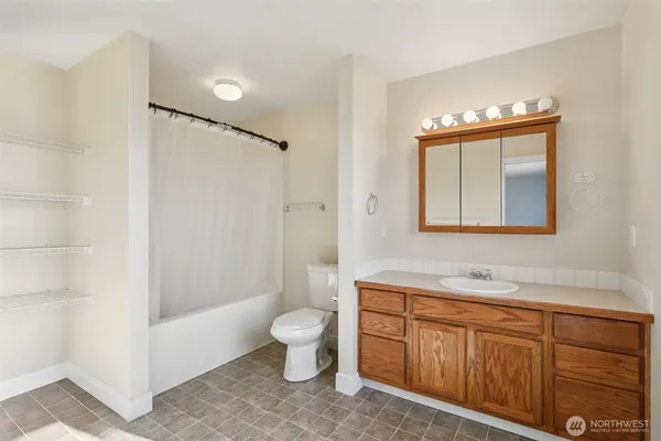 $546,799 | 114 Weaver Street Northeast, Orting, WA 98360