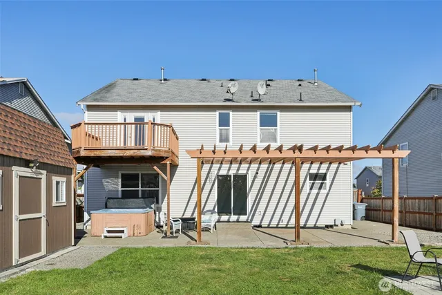 $590,000 | 114 Weaver Street Northeast, Orting, WA 98360