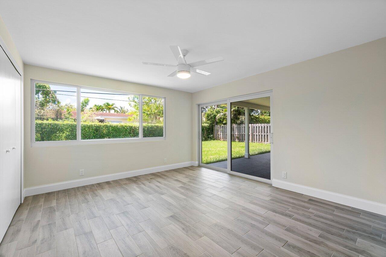 928 Southwest 4th Street Boca Raton, FL 33486 - Photo 17 of 37 Bedroom 1
