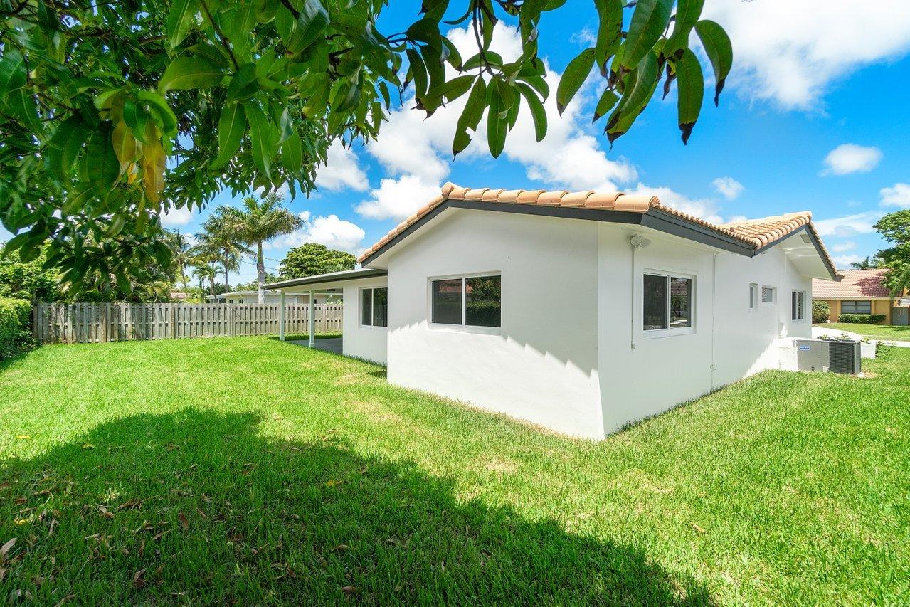 928 Southwest 4th Street Boca Raton, FL 33486 - Photo 25 of 37 027-928Southwest4thStreet-BocaRaton-FL-3