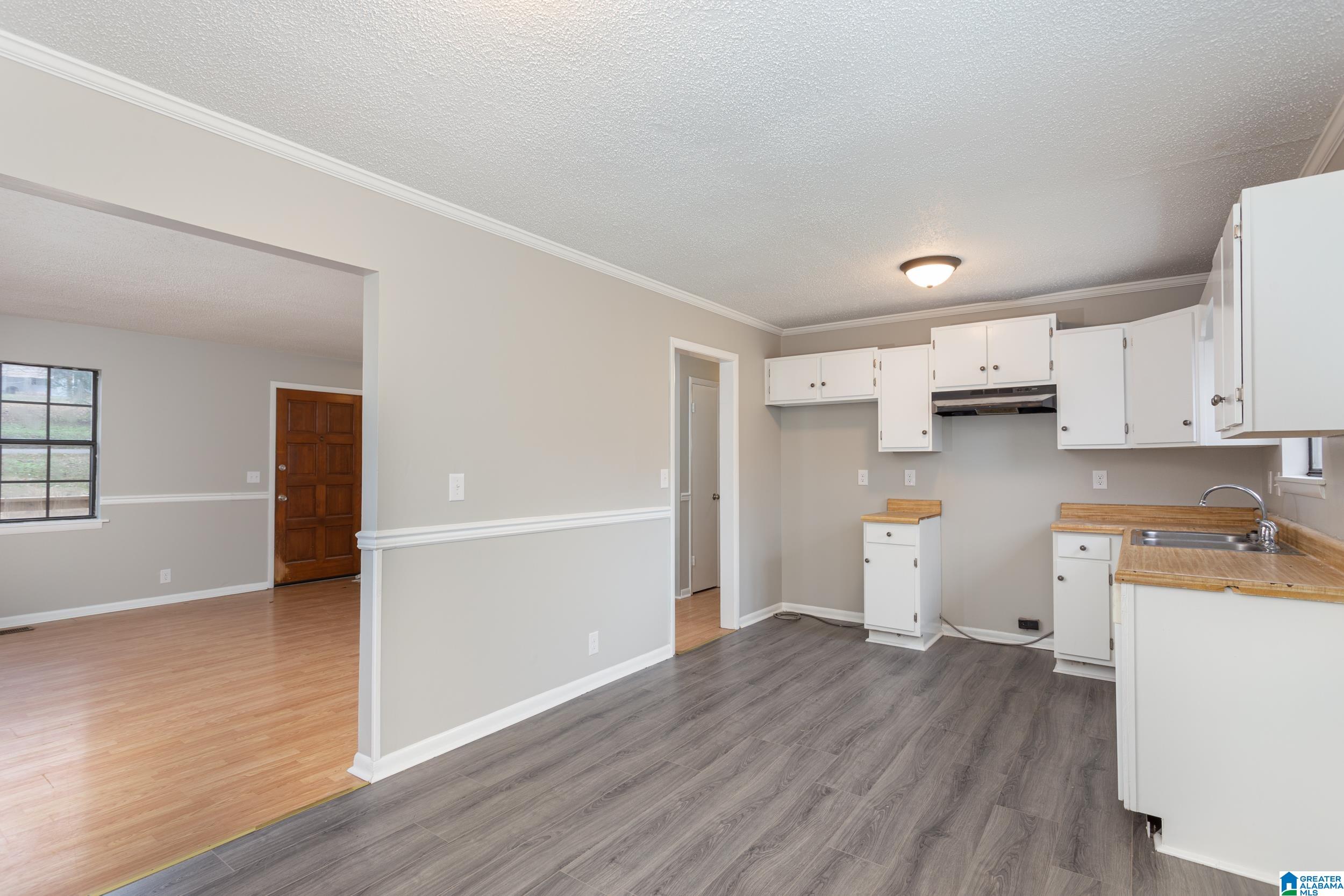 111 Oak Road Anniston, AL 36206 - Photo 9 of 36