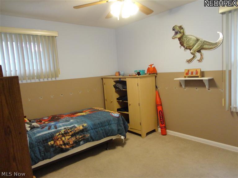 12116 Grannis Road Garfield Heights, OH 44125 - Photo 10 of 14 Secondary bedroom with newer carpet