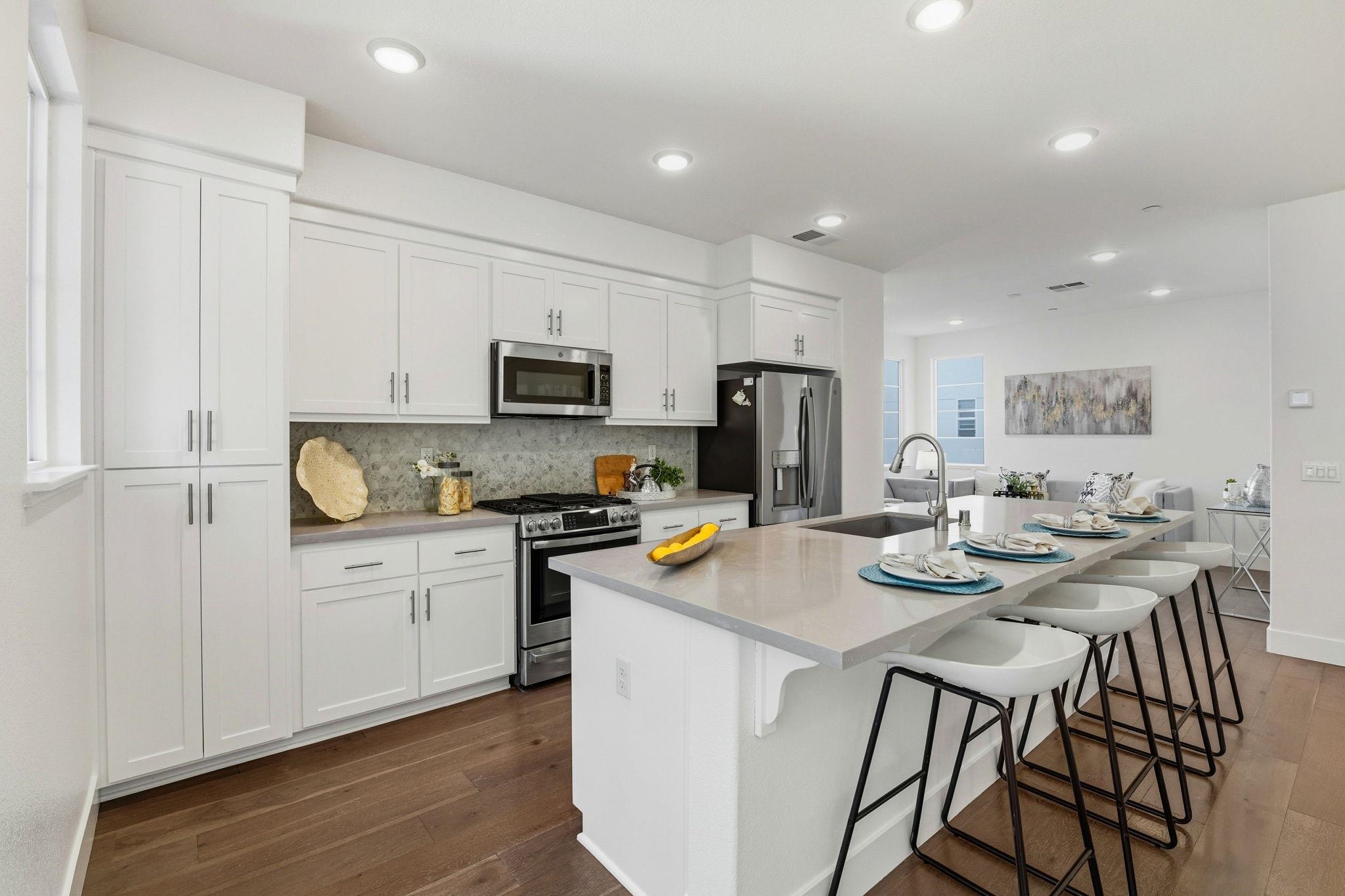 29322 Hub Lane Hayward, CA 94544 - Photo 12 of 34