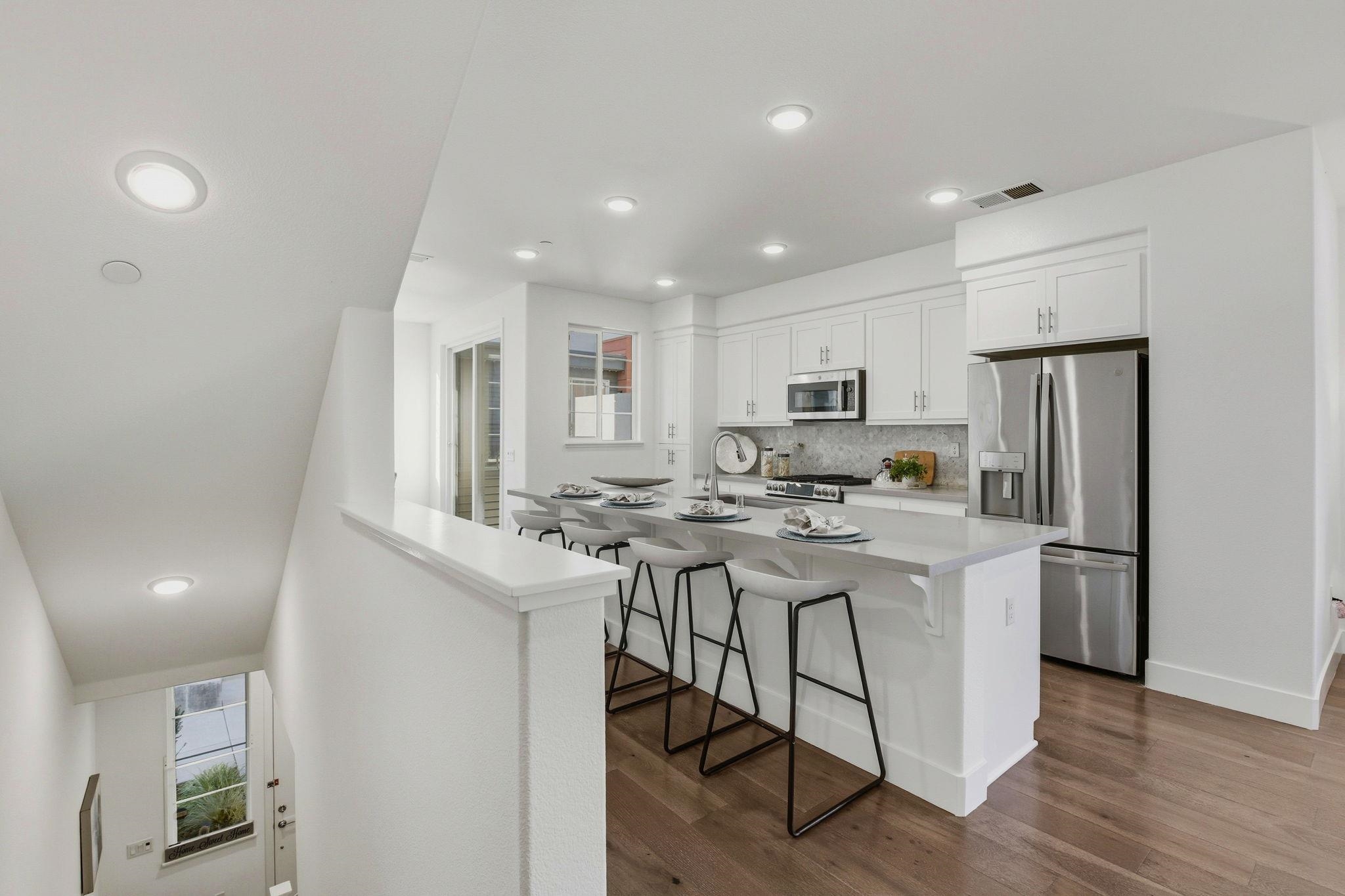 29322 Hub Lane Hayward, CA 94544 - Photo 13 of 34