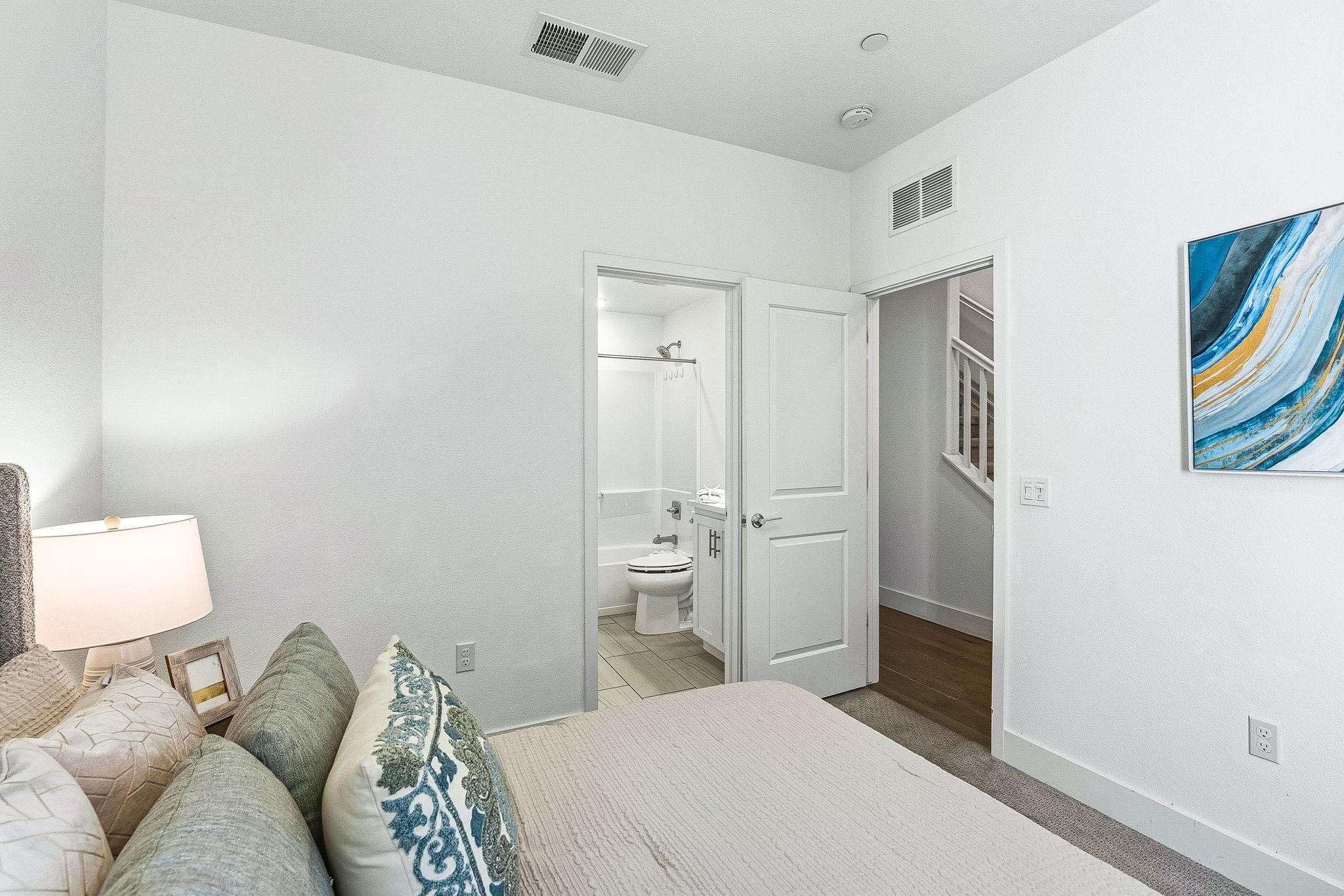 29322 Hub Lane Hayward, CA 94544 - Photo 18 of 34