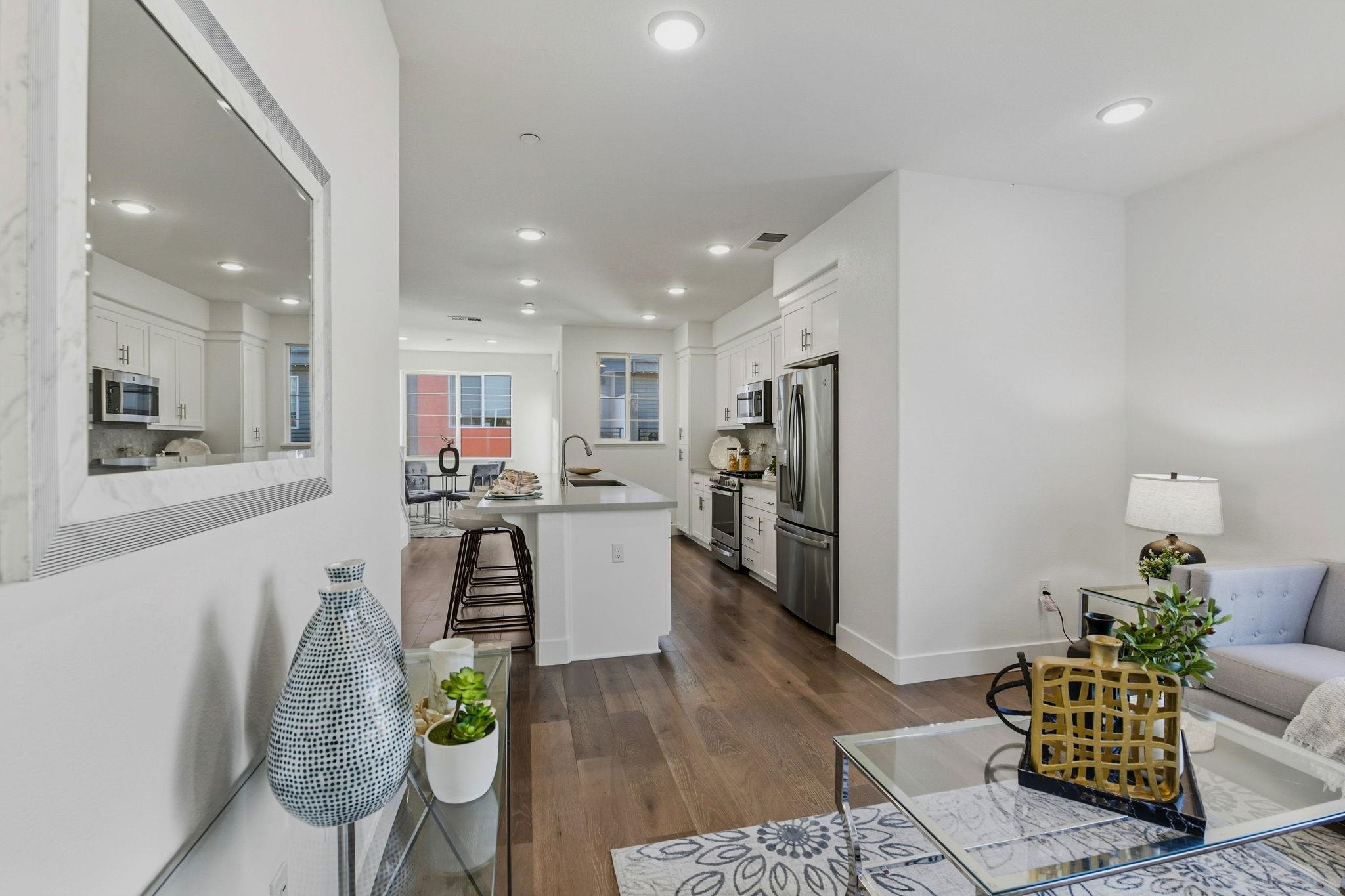 29322 Hub Lane Hayward, CA 94544 - Photo 7 of 34