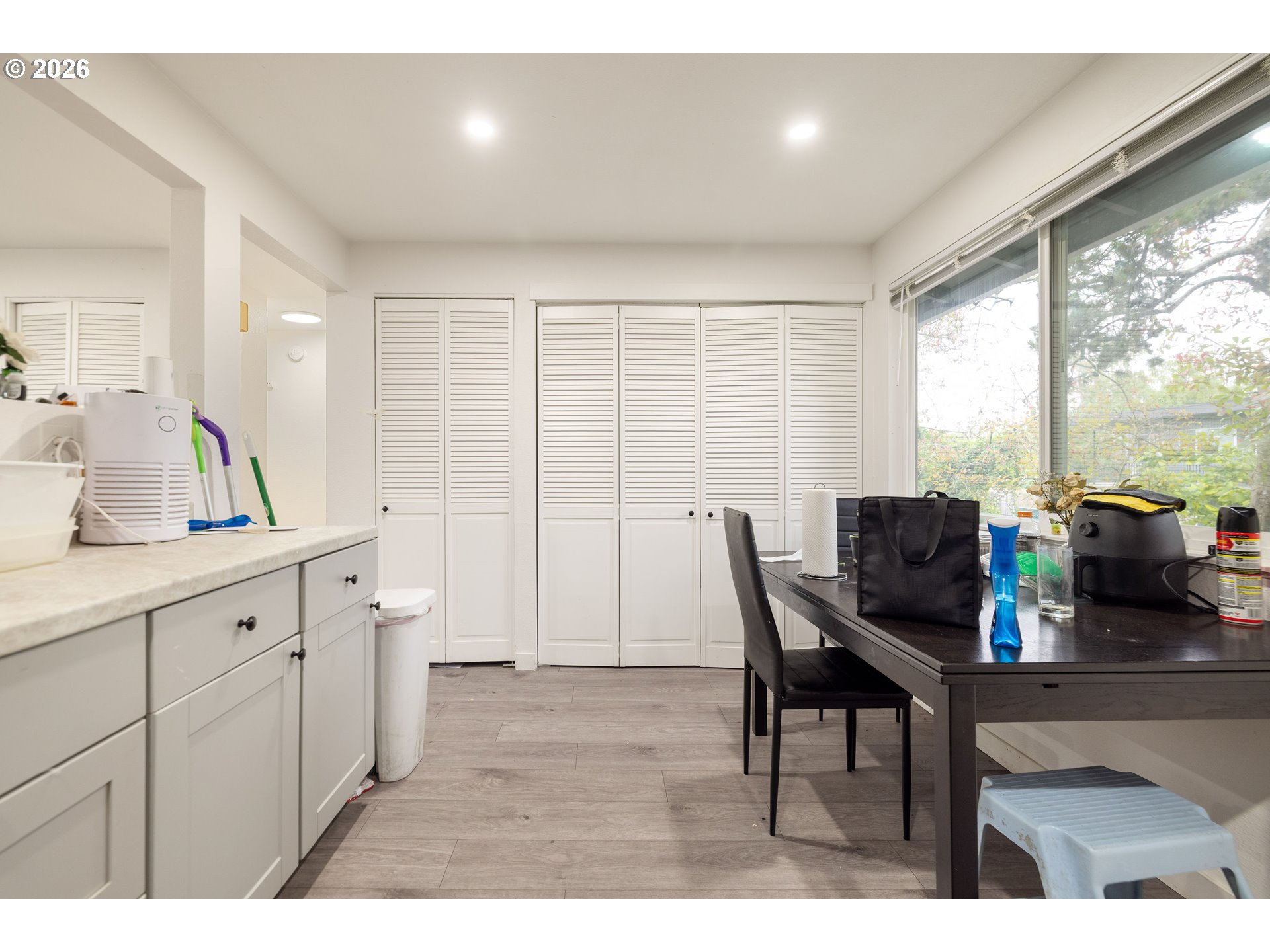 12408 Southwest 14th Street Beaverton, OR 97005 - Photo 11 of 24