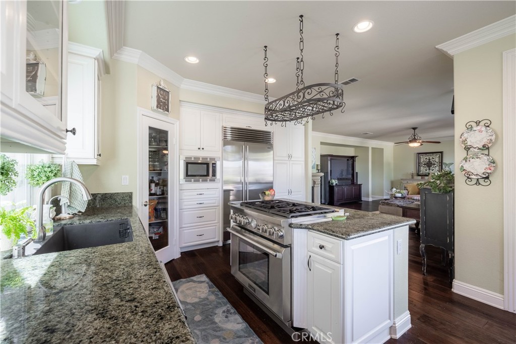 2589 North Promontory Way Orange, CA 92867 - Photo 24 of 63