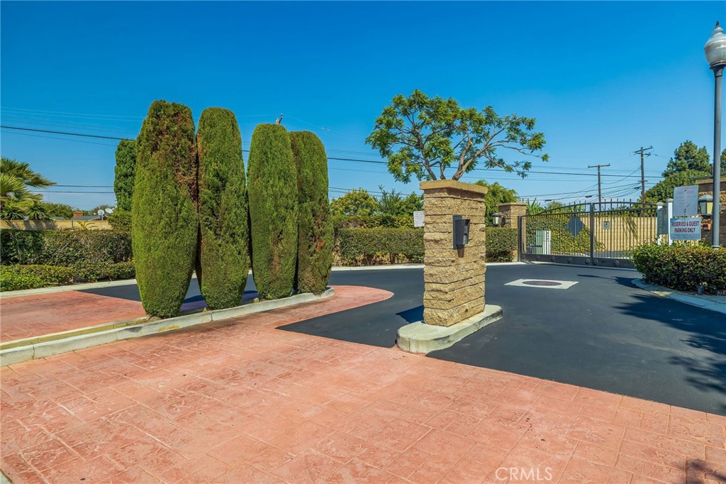 2786 Border Avenue Torrance, CA 90501 - Photo 43 of 47 a view of a street with houses
